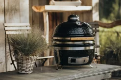 Monolith ICON 29 Monolith ICON -Küchengrill 2019 08 14 Tim s Buddy Monolith Shooting 011