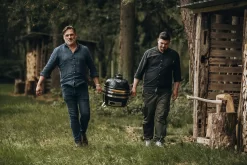 Monolith ICON 35 Monolith ICON -Küchengrill 2019 08 14 Tim s Buddy Monolith Shooting 337