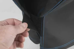 Broil King Schutzhülle Royal, Monarch, Baron 300er, Crown 300er Serie -Küchengrill 68470 SCHUTZH LLE ROYAL MONARCH BARON300ER CROWN300ER ACTION 01