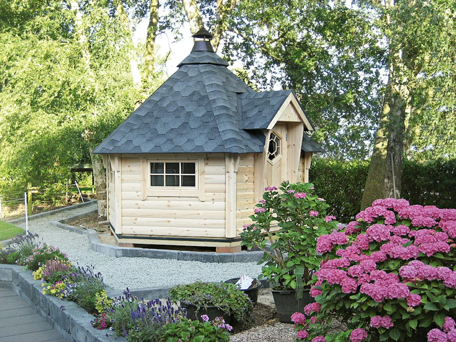 Wolff Finnhaus Grillkota 9 De Luxe Inkl. Grillanlage (B) 2 Wolff Finnhaus Grillkota 9 De Luxe Inkl. Grillanlage (B) – Bild 2