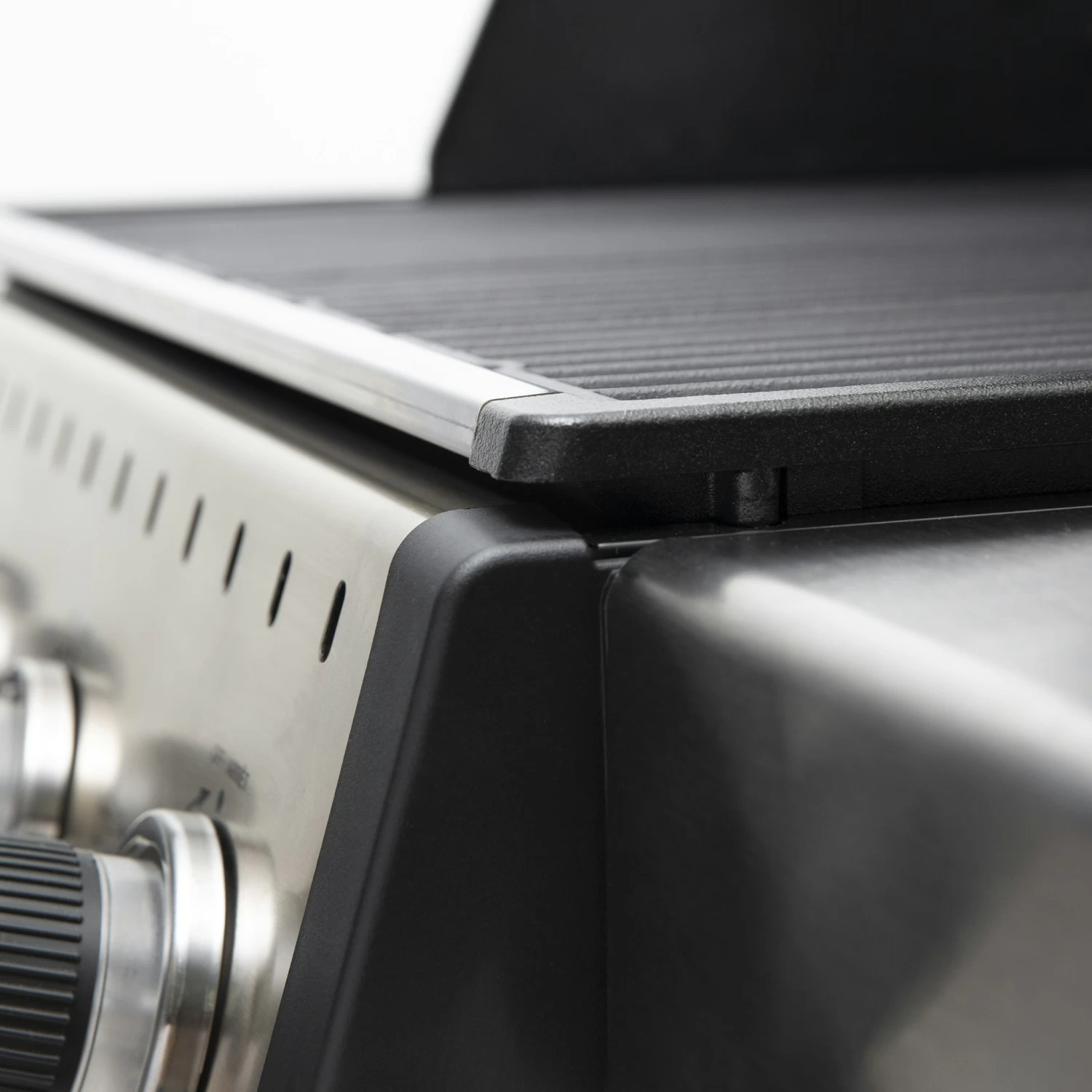 Broil King Baron 490 Inkl. Abdeckhaube & Gussplatte 11 Broil King Baron 490 Inkl. Abdeckhaube & Gussplatte – Bild 11