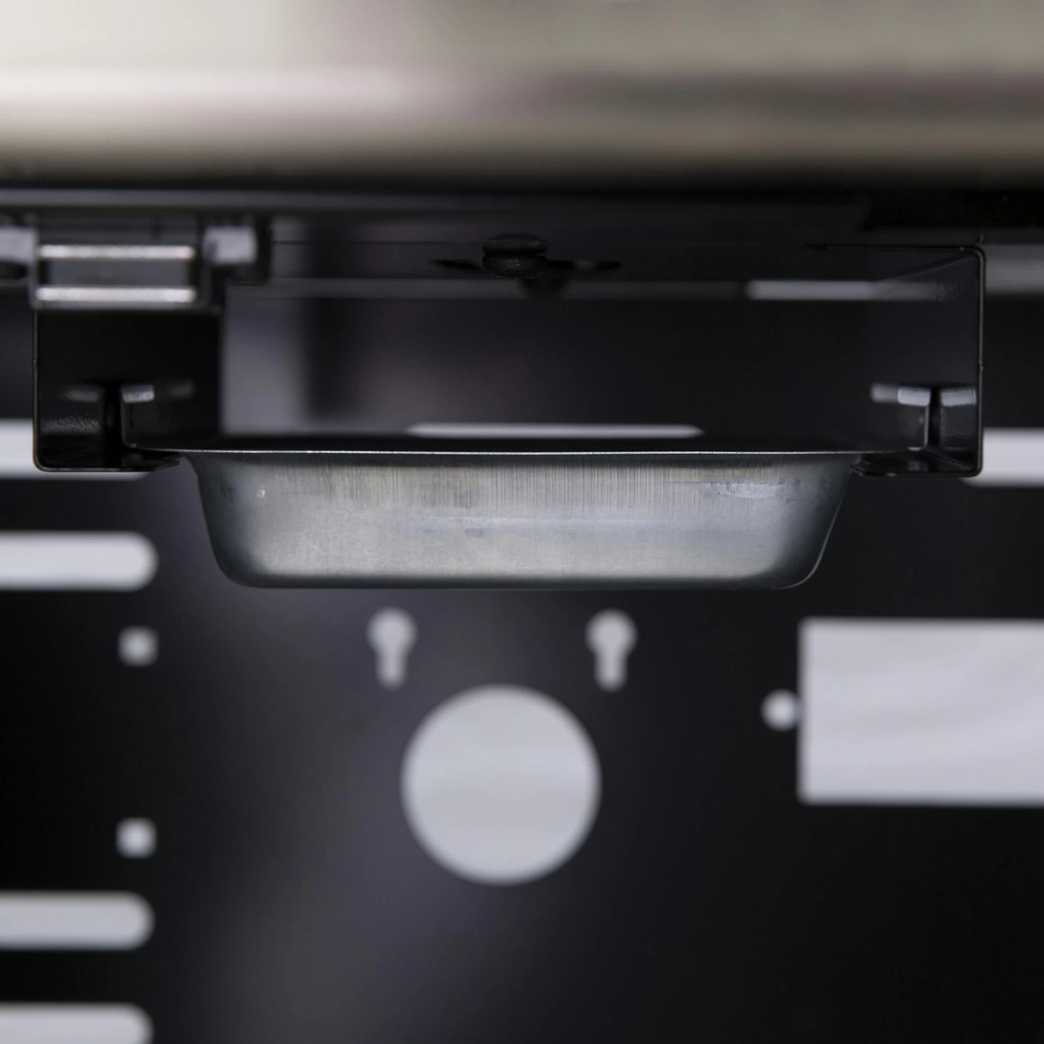 Broil King Baron 490 Inkl. Abdeckhaube & Gussplatte 14 Broil King Baron 490 Inkl. Abdeckhaube & Gussplatte – Bild 14