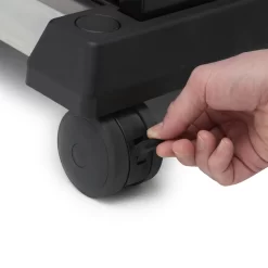 Broil King Baron S 490 IR Inkl. Abdeckhaube & Gussplatte -Küchengrill 875982 BARON S490IR CASTER 01