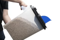 Broil King Pellet-Behälter 14 Broil King Pellet-Behälter -Küchengrill BK 66900 action 03