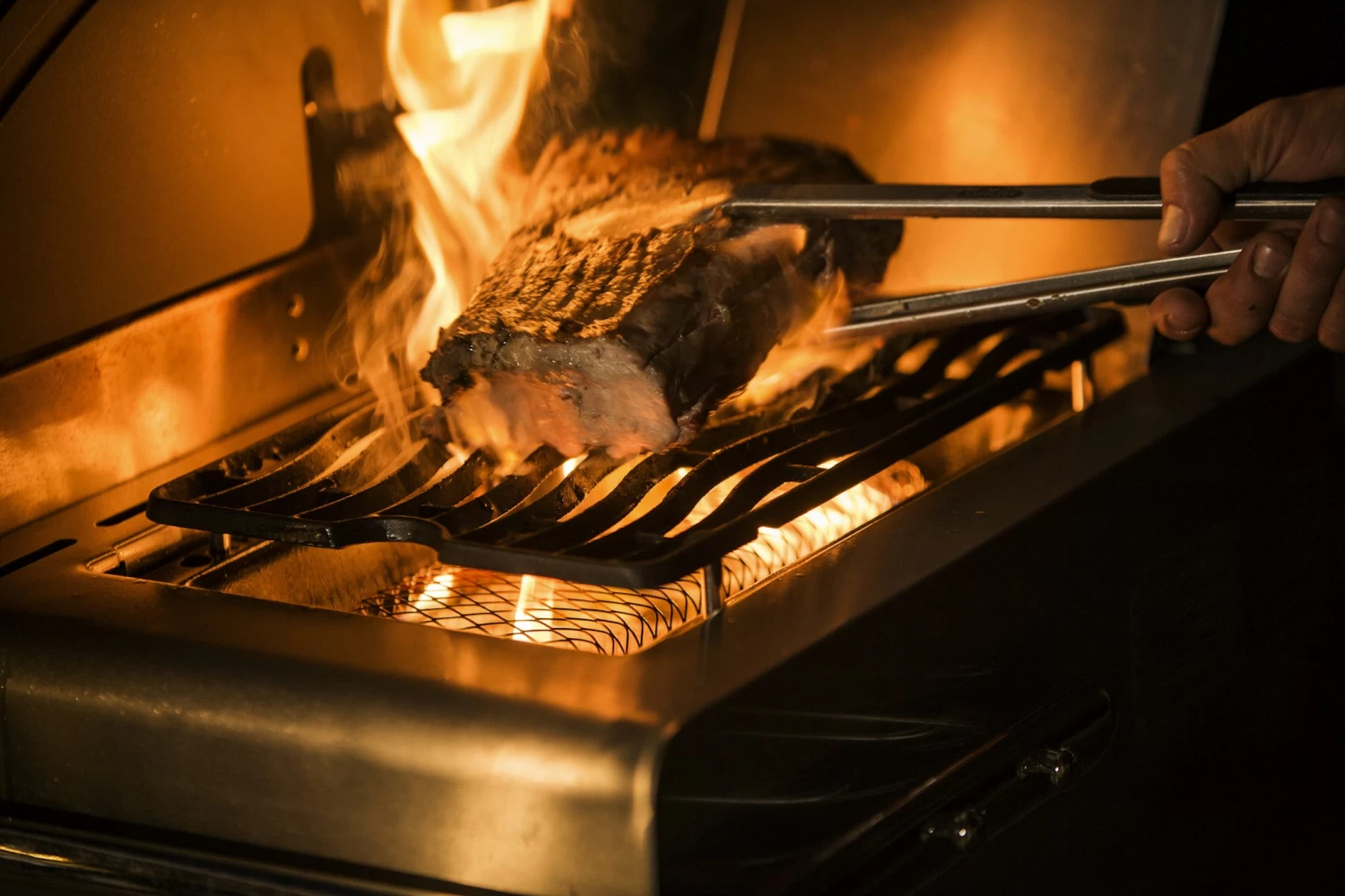 NAPOLEON LE3 485 Gasgrill Edelstahl + Erdgas 9 NAPOLEON LE3 485 Gasgrill Edelstahl + Erdgas – Bild 9