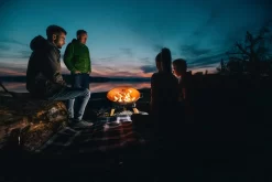 IGNIUM Taran Fire -Küchengrill TARAN Fire Design Feuerschale Strandbild 1 Hersteller Ignium