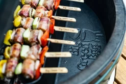 Big Green Egg Satay Grill -Küchengrill Webversion Sjasliek BigGreenEgg 2019M04 9