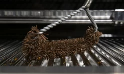 Broil King Baron Spiral-Reinigungsbürste -Küchengrill broil 65648 BARON PALMYRA SPIRAL REINIGUNGSB RSTE LIFESTYLE 02