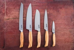 Grills.de Santokumesser Mit Olivenholzgriff 16cm 7 Grills.de Santokumesser Mit Olivenholzgriff 16cm -Küchengrill grills de 100223 Gruppenbild