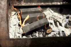 McBrikett KOKOKO LONG 10kg -Küchengrill mcbrikett kokoko long mood 04 1